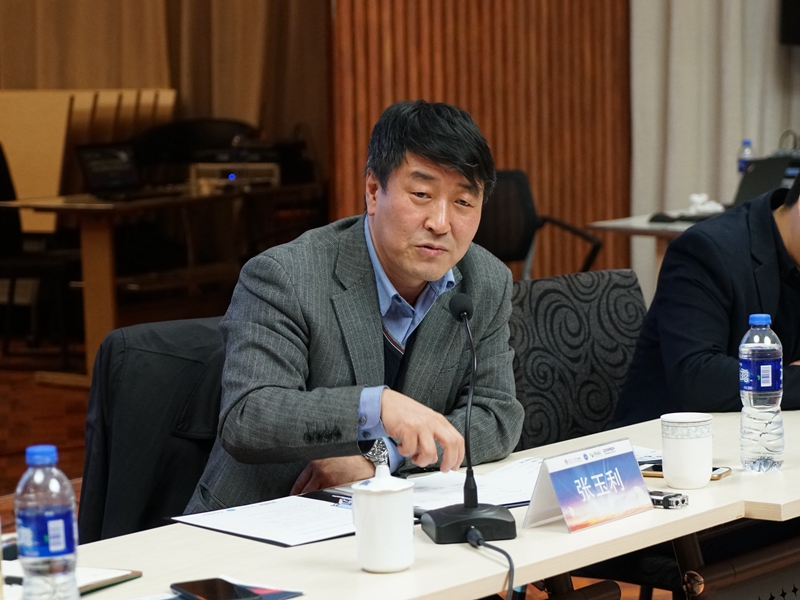院长发言2_副本.jpg